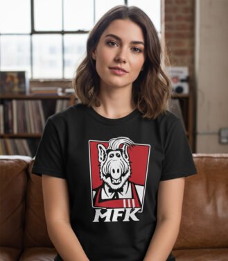 Inspiración de camiseta de Alf con logo KFC