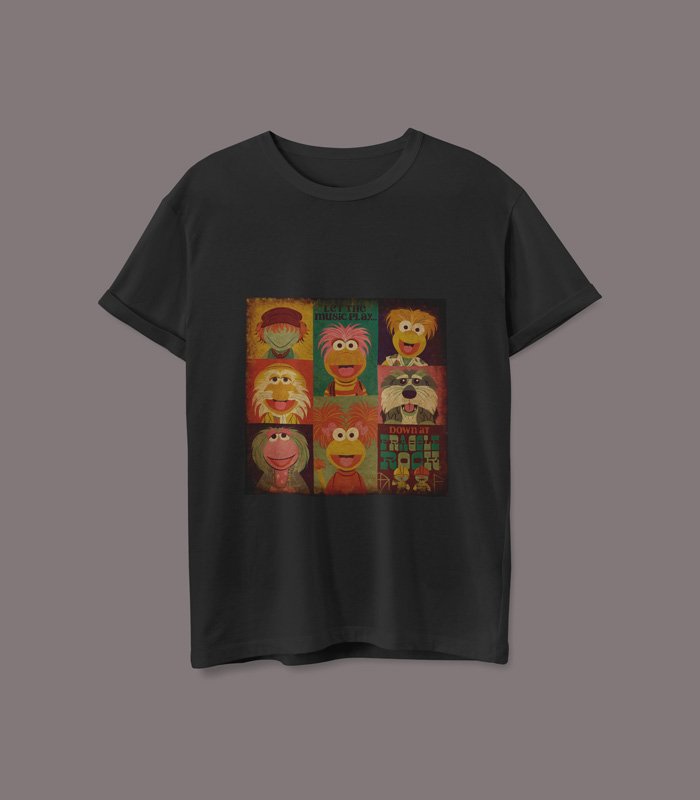Camiseta color negro unisex con personajes de la serie Fraggle Rock